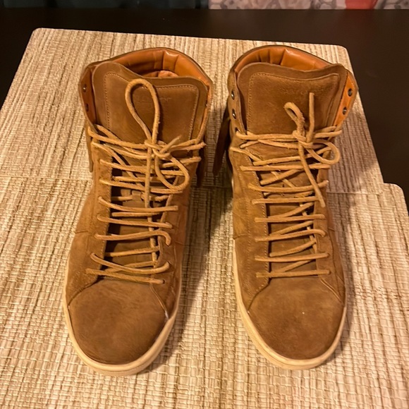 Yves Saint Laurent Shoes Tan Suede Fringed High Top Sneakers Size: 42 - Picture 2 of 7